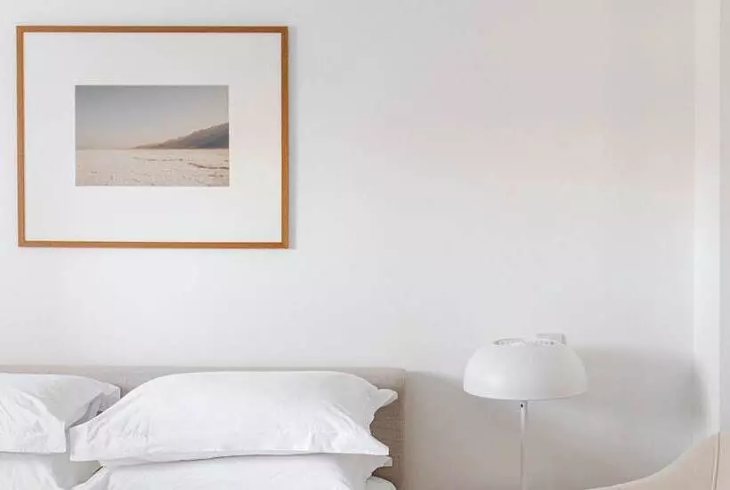 Europa House Apartments