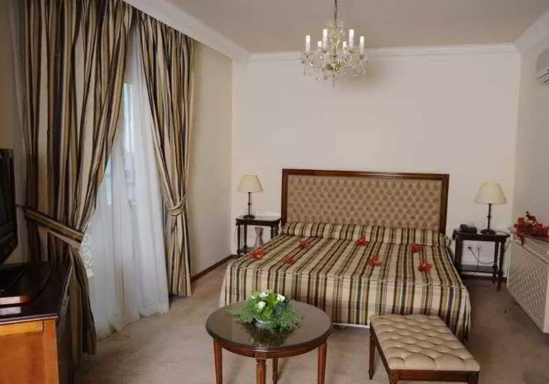 هتل Acropole Tunis