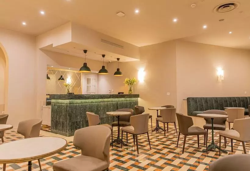 هتل Acropole Tunis