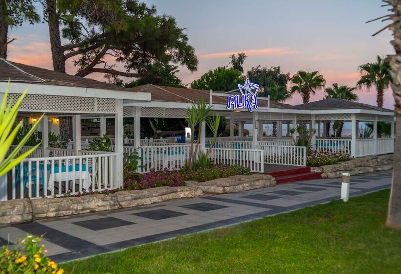 호텔 Fashiontv Luxe Resort