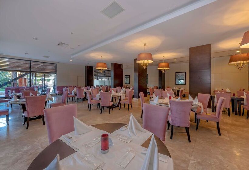 호텔 Fashiontv Luxe Resort