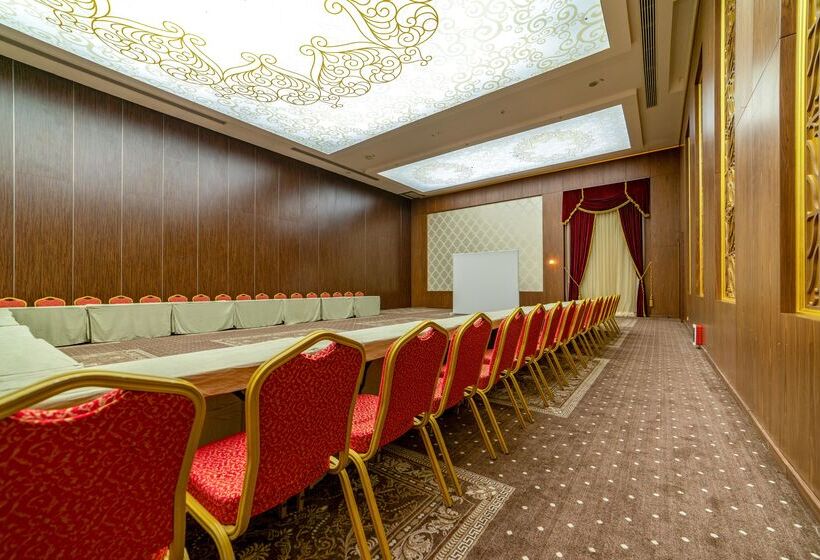 호텔 Fashiontv Luxe Resort