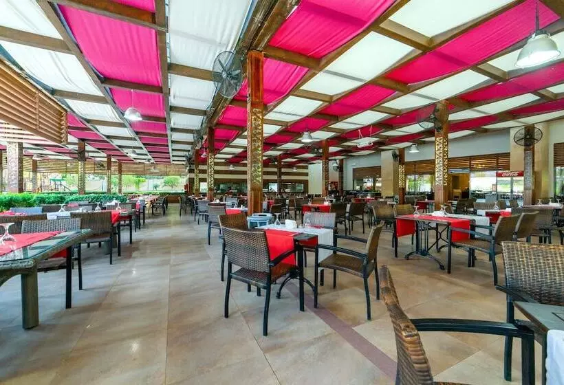 호텔 Fashiontv Luxe Resort