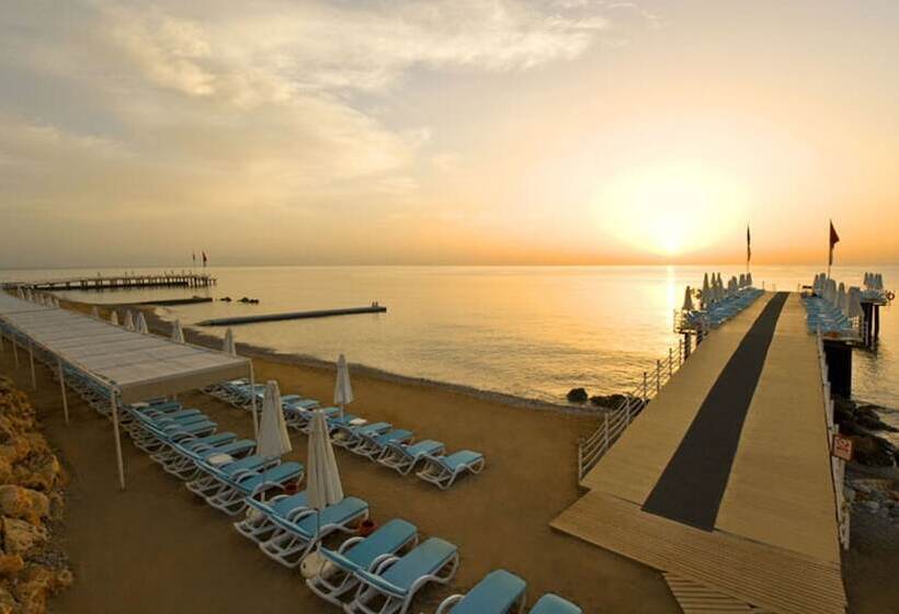 호텔 Fashiontv Luxe Resort