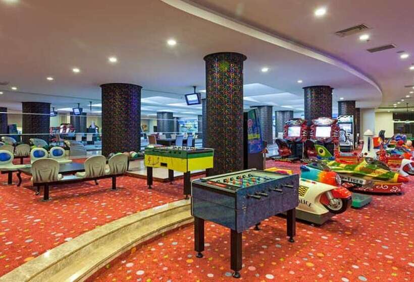 호텔 Fashiontv Luxe Resort