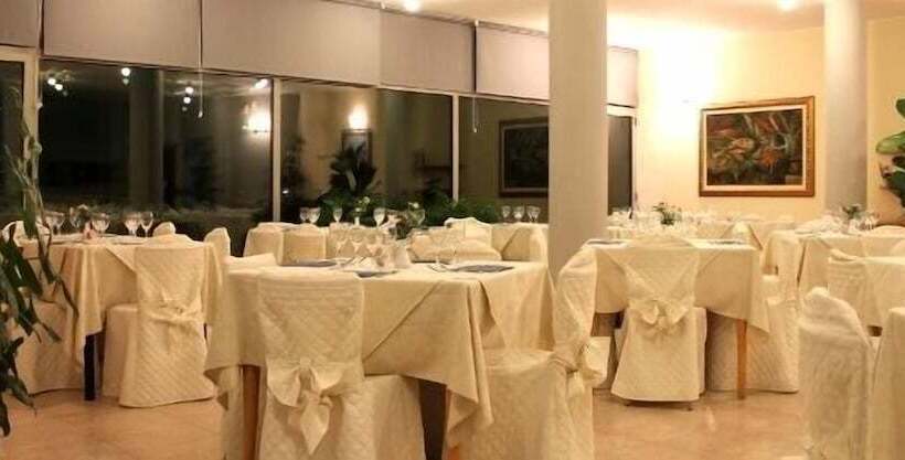 בית מלון כפרי Elvezia