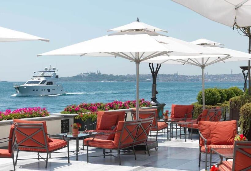 Four Seasons Hotel Istanbul At The Bosphorus