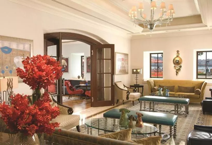 Four Seasons Hotel Istanbul At The Bosphorus