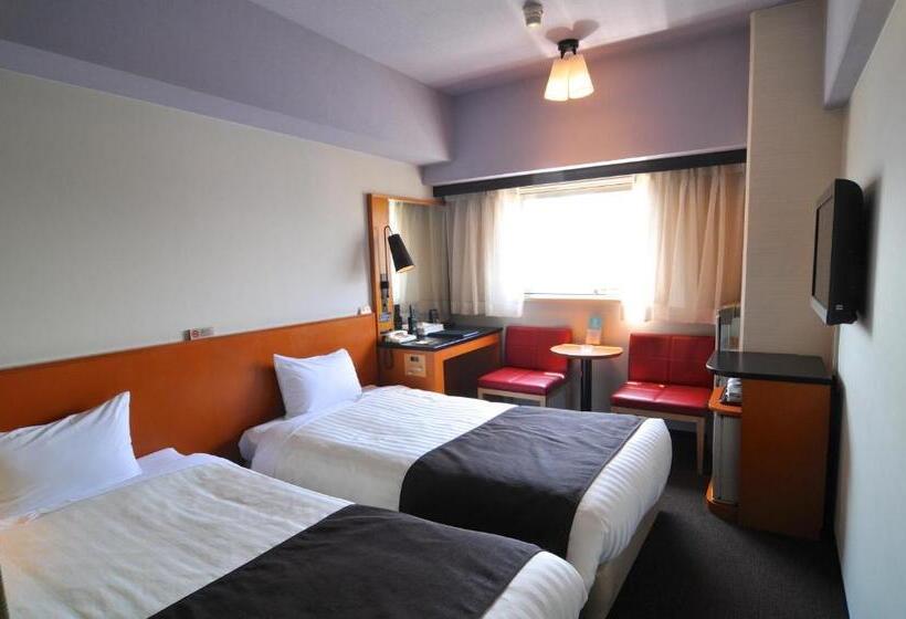 בית מלון כפרי Listel Shinjuku