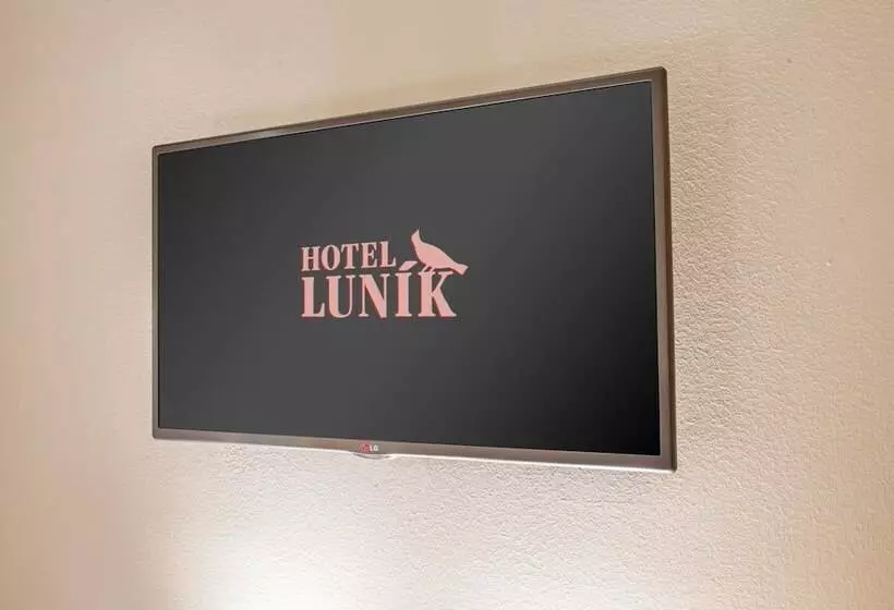 Hotel Lunik