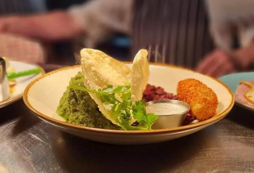 בית מלון כפרי Priory Inn