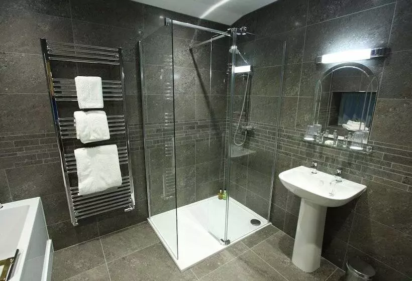 Hotelli Ravenstone Manor