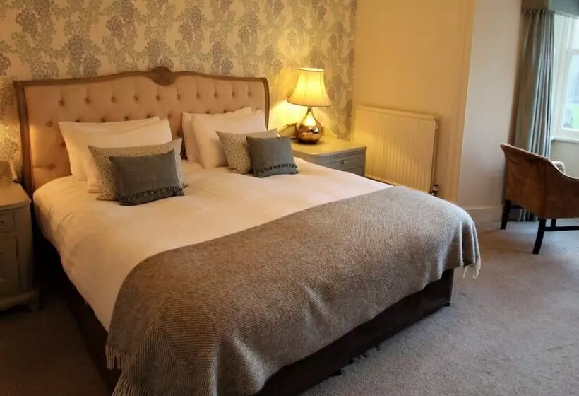 Hotelli Ravenstone Manor