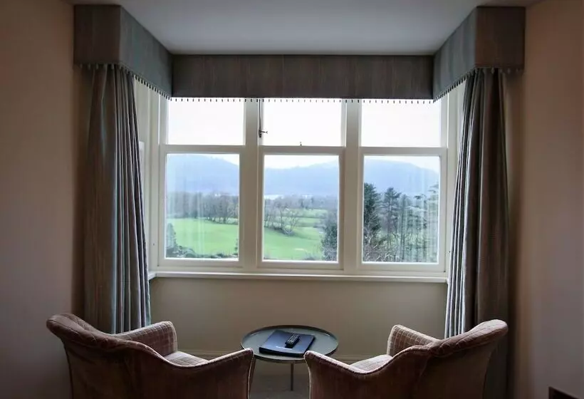 Hotelli Ravenstone Manor