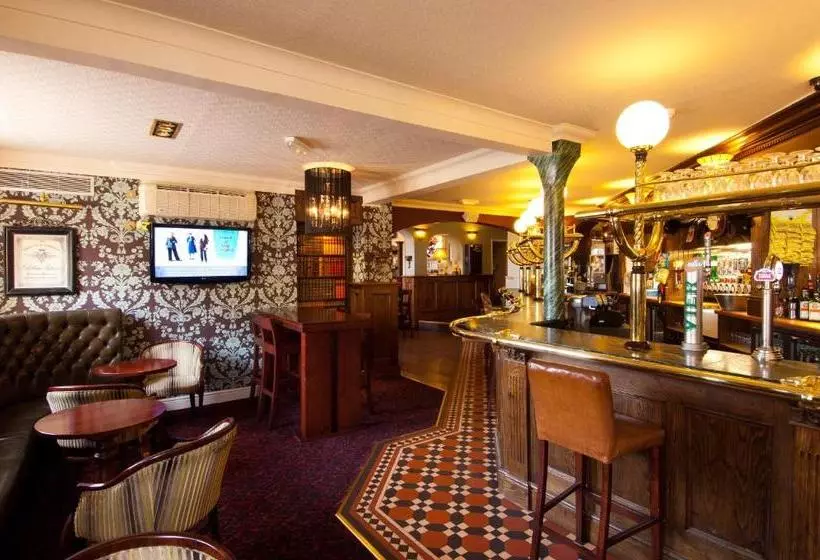 酒店 The Globe And Crown