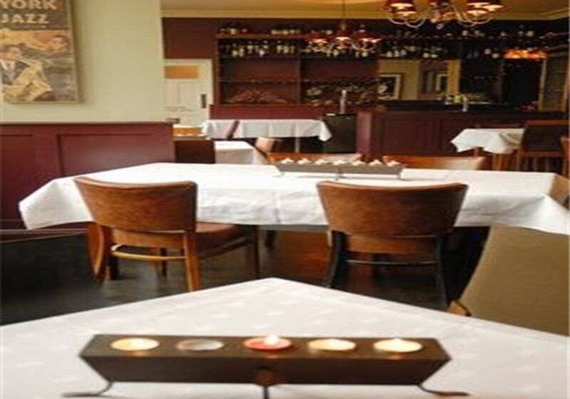 فندق The Crown Inn