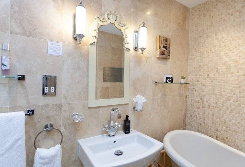 Hotel The Somerville