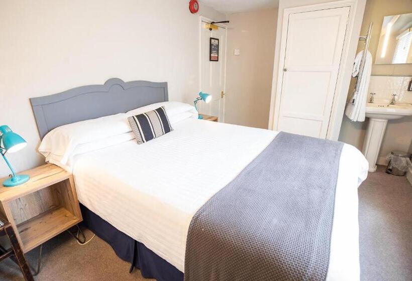 فندق Tower House Guest House