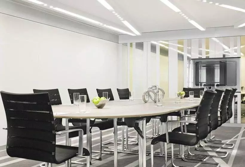 בית מלון כפרי W London