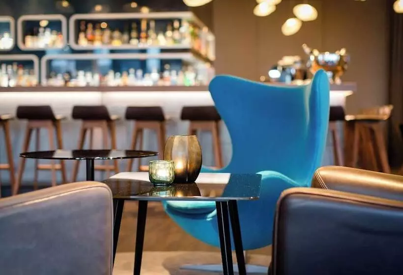 Motel One Frankfurt Airport