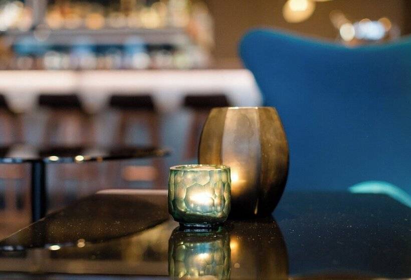 Motel One Frankfurt Airport