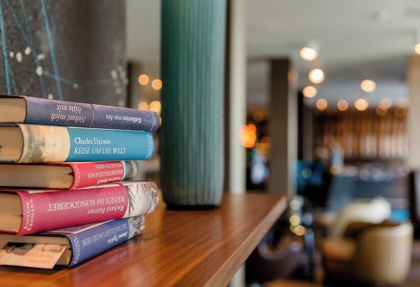 Motel One Frankfurt Airport