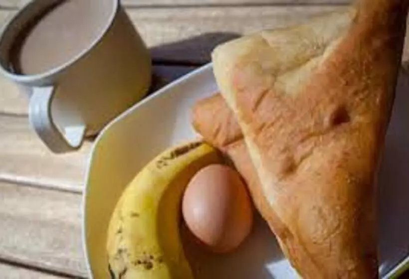 تختخواب و صبحانه Reconfort Villa Guest House