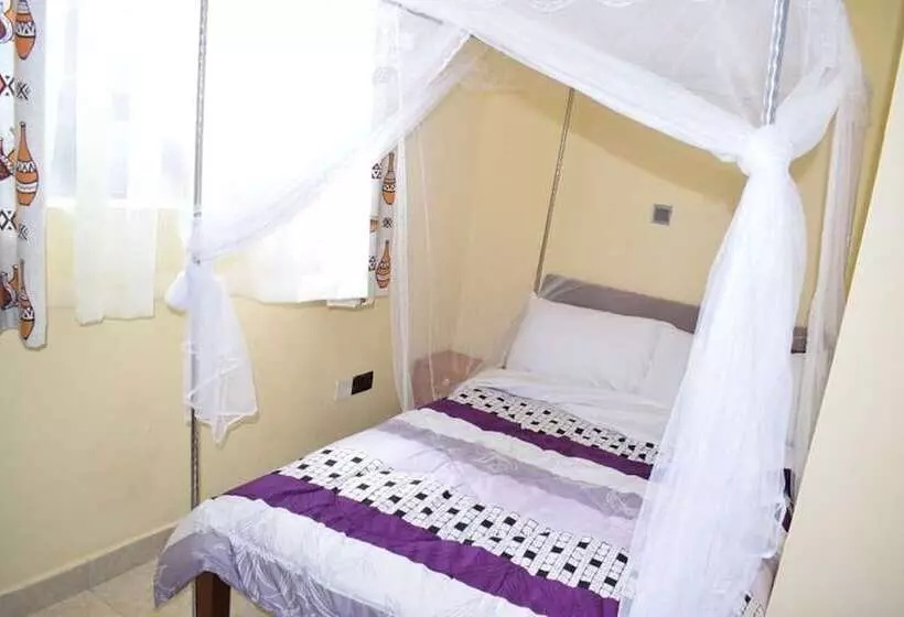 تختخواب و صبحانه Reconfort Villa Guest House