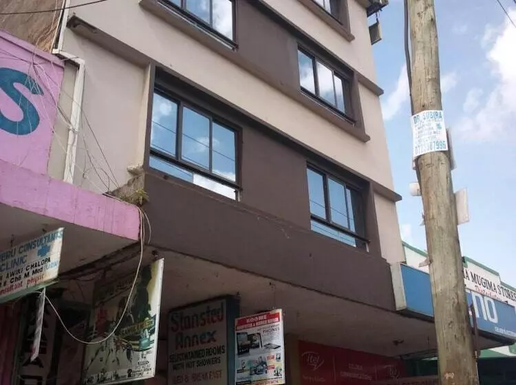 تختخواب و صبحانه Stansted Annex