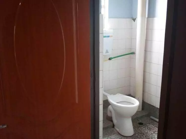 تختخواب و صبحانه Stansted Annex