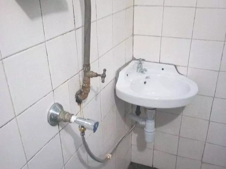 تختخواب و صبحانه Stansted Annex