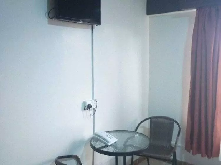 تختخواب و صبحانه Stansted Annex