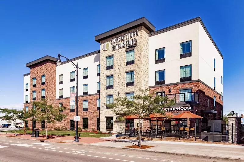 Cobblestone Hotel & Suites   Superior Duluth