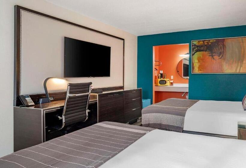 Heights House Hotel, Ascend Hotel Collection