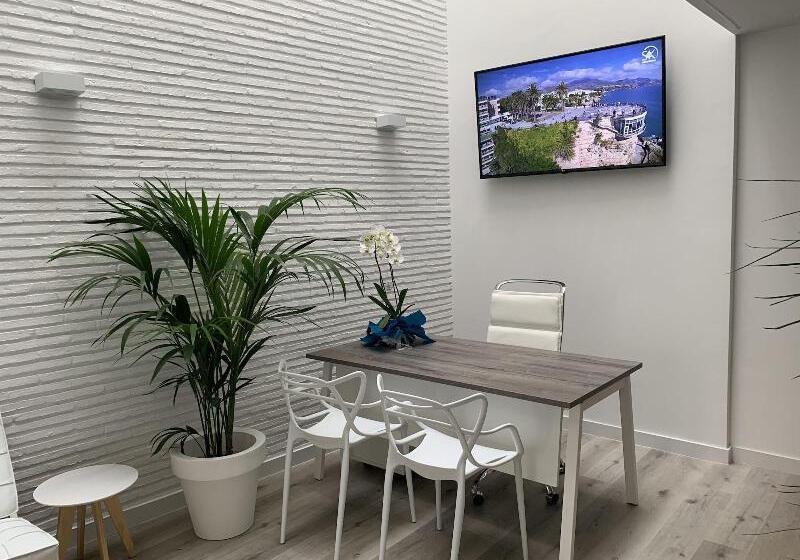 客栈 Nerja Casual Rooms