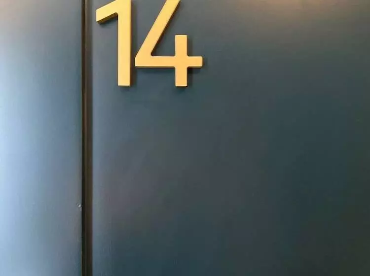 مسافرخانه Uma Suites Atocha