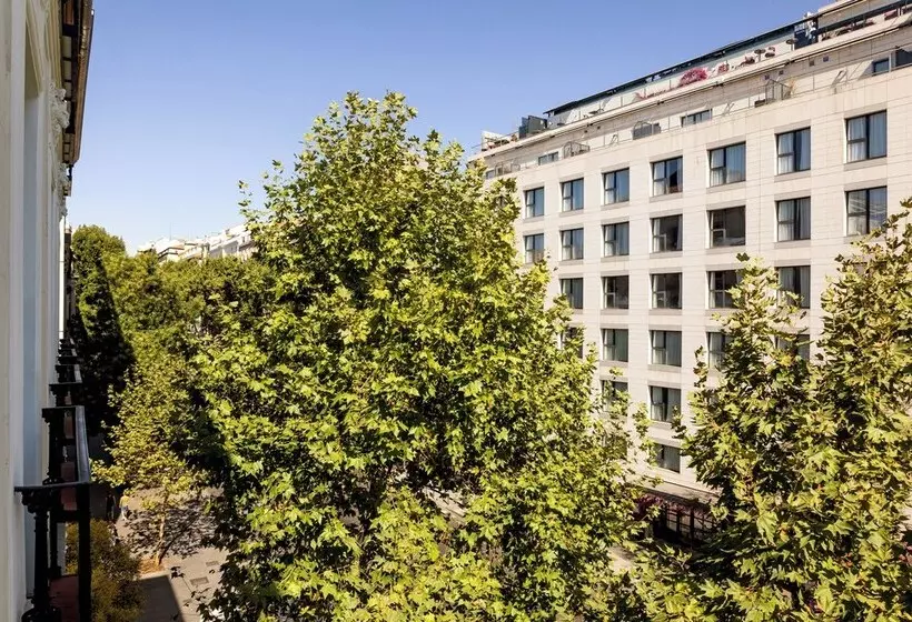 مسافرخانه Uma Suites Atocha