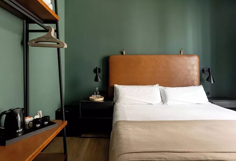 مسافرخانه Uma Suites Atocha