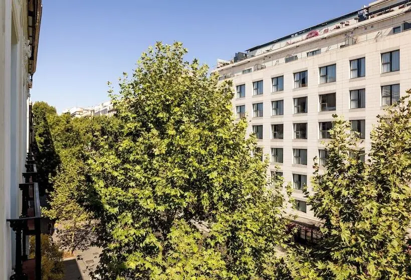 مسافرخانه Uma Suites Atocha