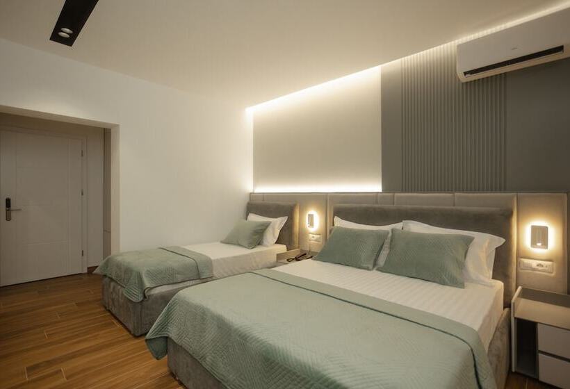 בית מלון כפרי Kompleksi Royal