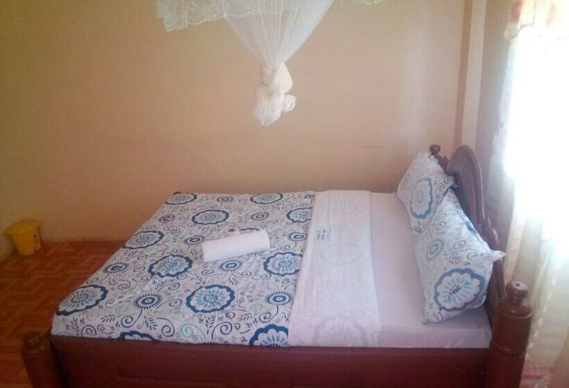 هتل Spanish Restaurant And Lodge Gilgil