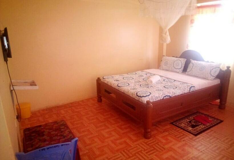 هتل Spanish Restaurant And Lodge Gilgil