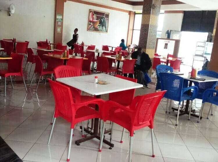 هتل Spanish Restaurant And Lodge Gilgil