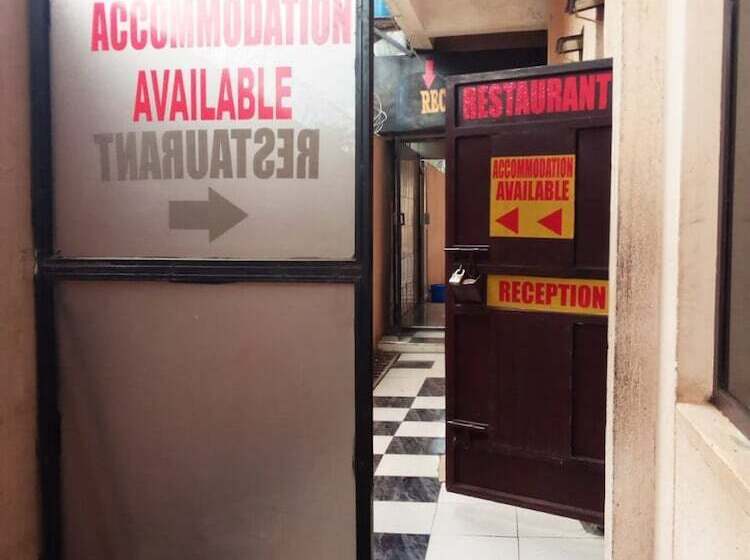 هتل Spanish Restaurant And Lodge Gilgil