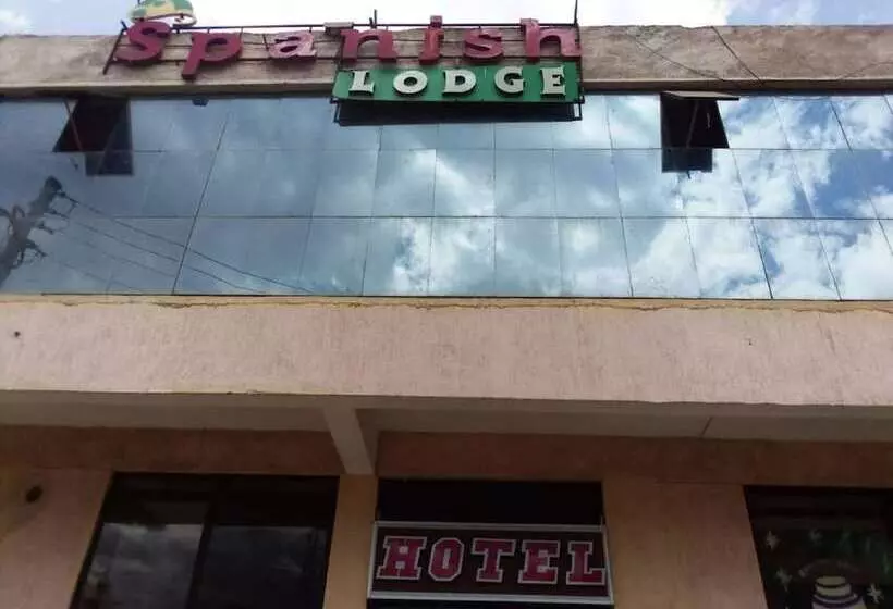 هتل Spanish Restaurant And Lodge Gilgil