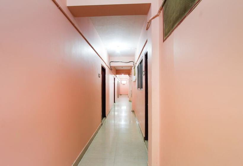 Hotel Spot On 60738 Senaithalaivar Residency