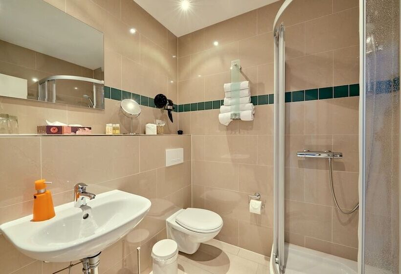 هتل Zur Alten Stadtkellerei Leipzig