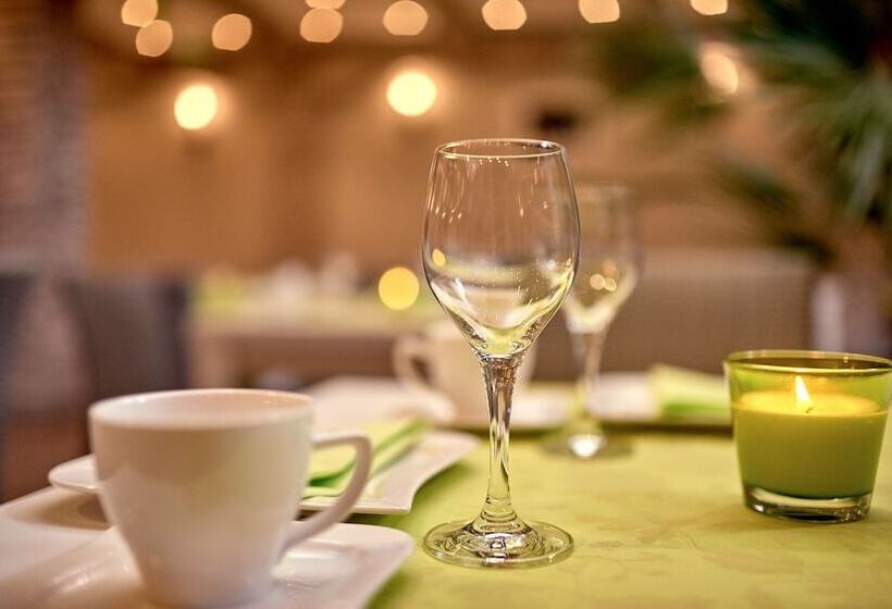 هتل Zur Alten Stadtkellerei Leipzig