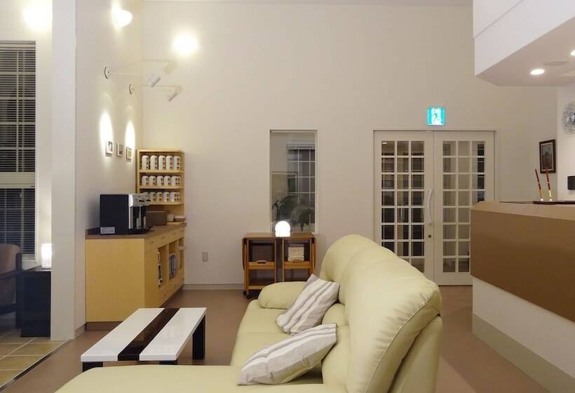 Мотель Family Lodge Hatagoya Tsuyama
