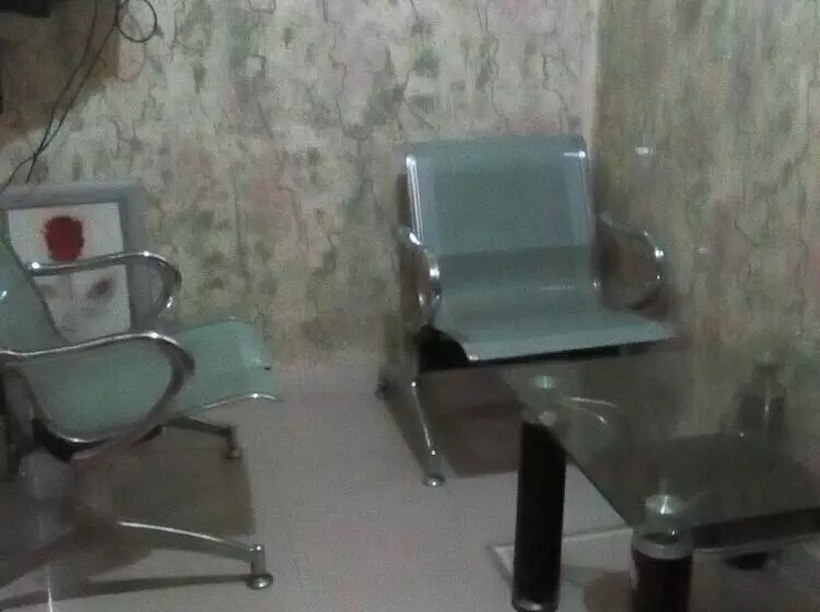 پانسیون Jerry Cedarwood Guest House